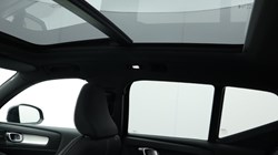 2025 (25) VOLVO XC40 2.0 B3P Ultra Black Edition 5dr Auto 4893777