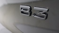 2025 (25) VOLVO XC40 2.0 B3P Ultra Black Edition 5dr Auto 4893752