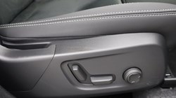 2025 (25) VOLVO XC40 2.0 B3P Ultra Black Edition 5dr Auto 4893785