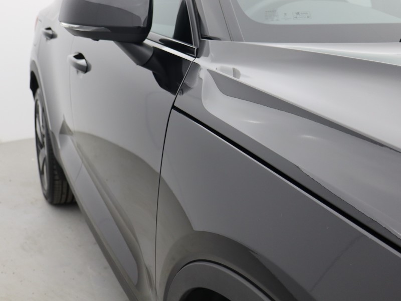 2025 (25) VOLVO XC40 2.0 B3P Ultra Black Edition 5dr Auto 4893768