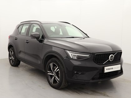 2022 (72) VOLVO XC40 2.0 B4P Plus Dark 5dr AWD Auto