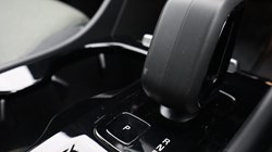 2022 (72) VOLVO XC40 2.0 B4P Plus Dark 5dr AWD Auto 4569478