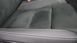 2024 (74) VOLVO XC40 2.0 B4P Plus Dark 5dr Auto *VAT QUALIFYING* 4526392