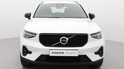 2024 (74) VOLVO XC40 2.0 B4P Plus Dark 5dr Auto *VAT QUALIFYING* 4526373