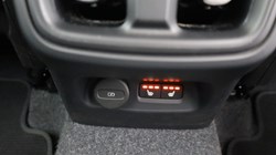 2024 (74) VOLVO XC40 2.0 B4P Plus Dark 5dr Auto *VAT QUALIFYING* 4526401