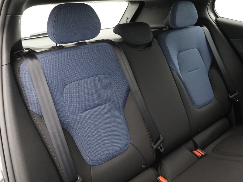 2025 (75) VOLVO EX30 200kW SM Extended Range Plus 69kWh 5dr Auto*VAT QUALIFYING* 4670096