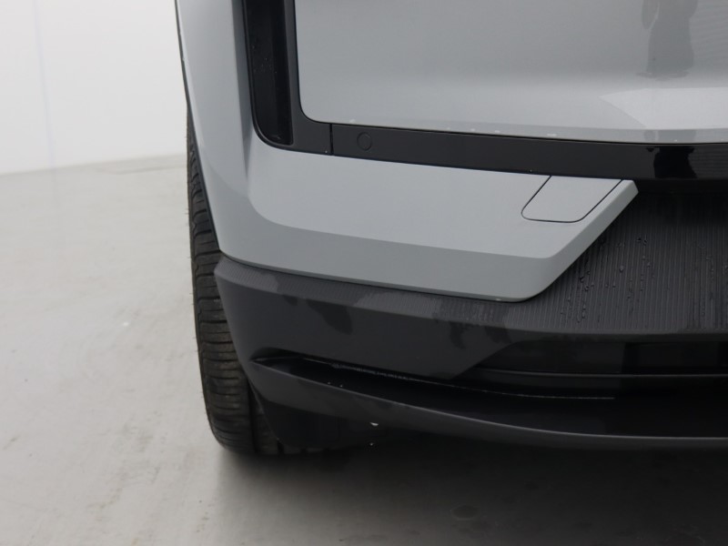 2025 (75) VOLVO EX30 200kW SM Extended Range Plus 69kWh 5dr Auto*VAT QUALIFYING* 4670114