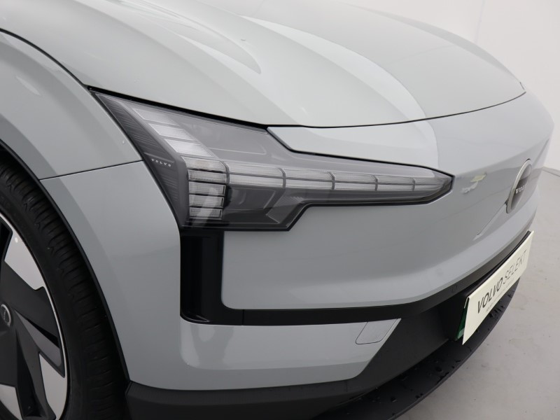 2025 (75) VOLVO EX30 315kW Twin Motor Performance Plus 69kWh 5dr Auto 4556502