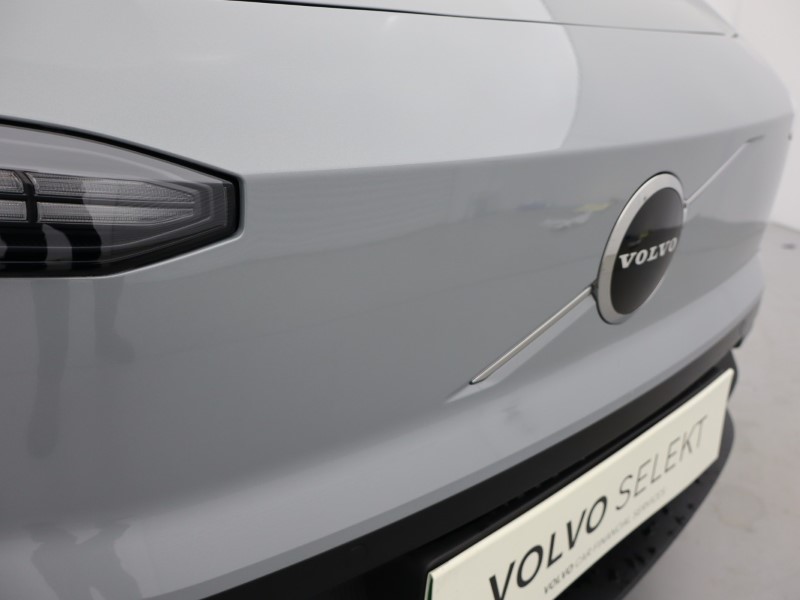 2025 (75) VOLVO EX30 315kW Twin Motor Performance Plus 69kWh 5dr Auto 4556503