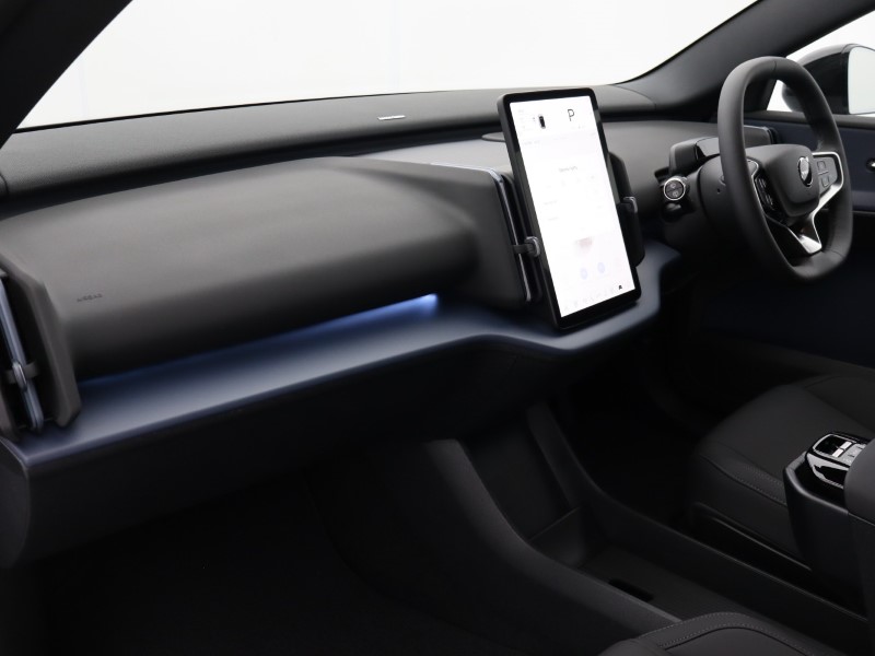 2025 (75) VOLVO EX30 315kW Twin Motor Performance Plus 69kWh 5dr Auto 4556484