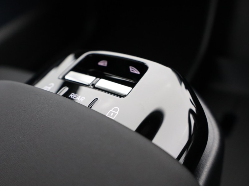 2025 (75) VOLVO EX30 315kW Twin Motor Performance Plus 69kWh 5dr Auto 4556499