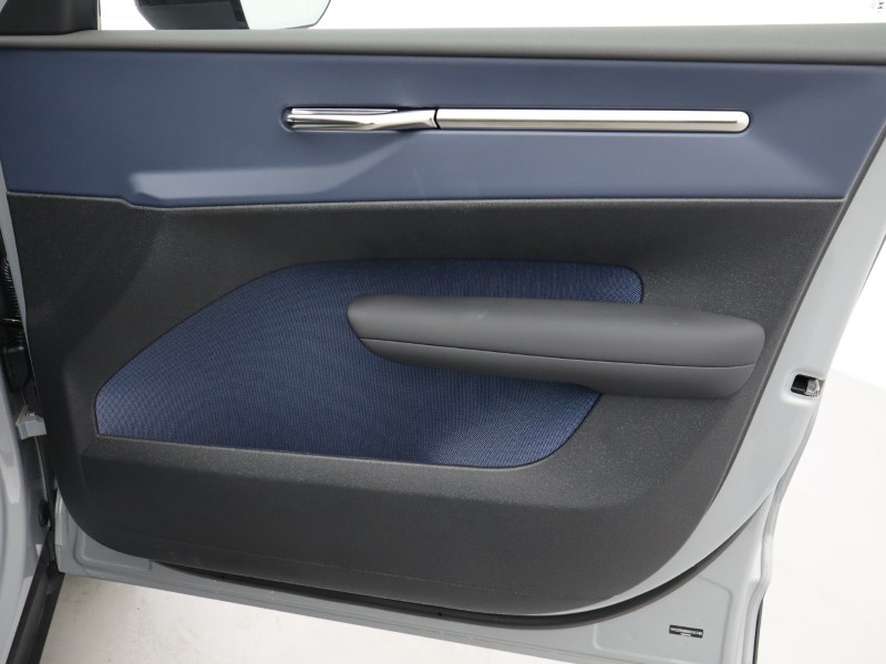 2025 (75) VOLVO EX30 315kW Twin Motor Performance Plus 69kWh 5dr Auto 4556476