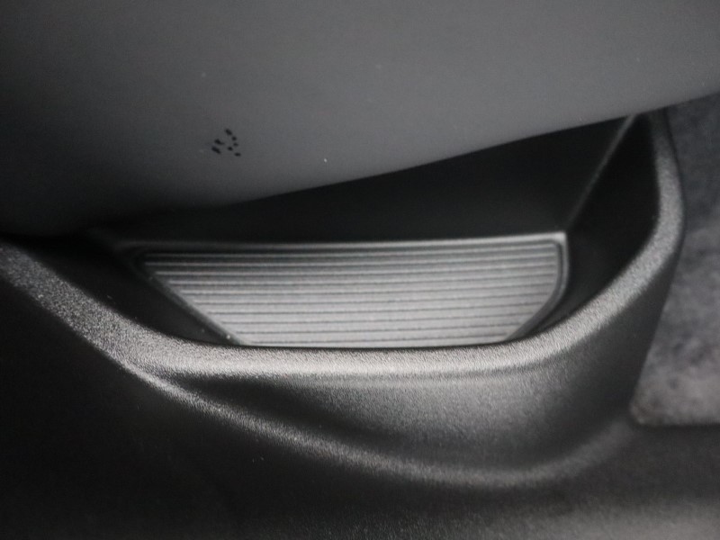 2025 (75) VOLVO EX30 315kW Twin Motor Performance Plus 69kWh 5dr Auto 4556488