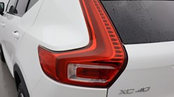 2024 (24) VOLVO XC40 2.0 B3P Plus Dark 5dr Auto 4552746