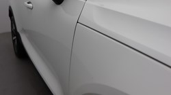 2024 (24) VOLVO XC40 2.0 B3P Plus Dark 5dr Auto 4552745