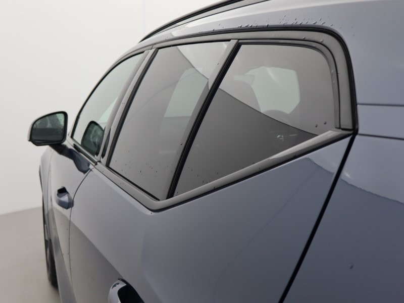 2025 (75) VOLVO XC40 2.0 B3P Plus Black Edition 5dr Auto *VAT QUALIFYING* 4665107