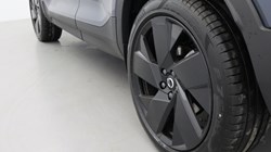 2025 (75) VOLVO XC40 2.0 B3P Plus Black Edition 5dr Auto *VAT QUALIFYING* 4665109
