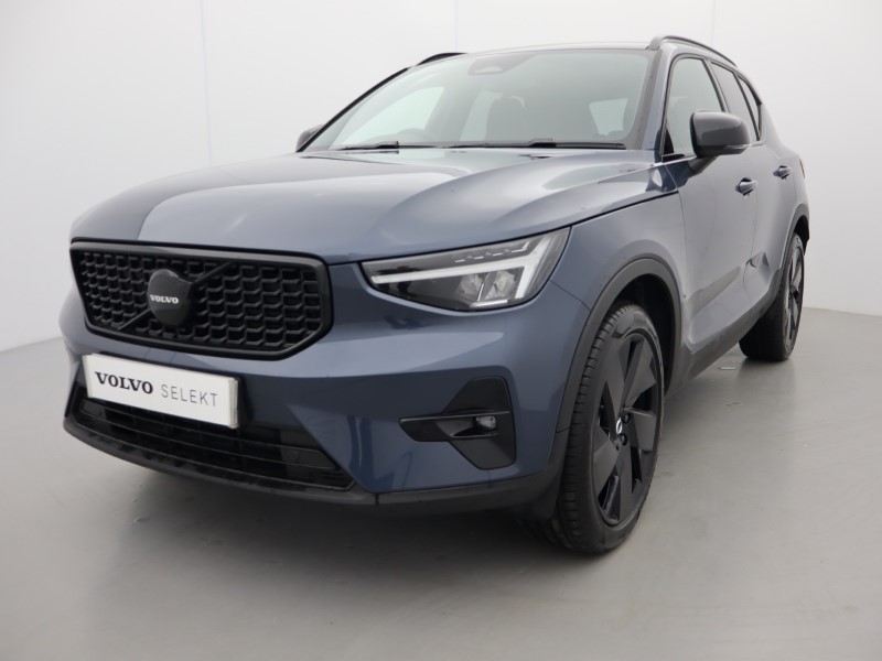 2025 (75) VOLVO XC40 2.0 B3P Plus Black Edition 5dr Auto *VAT QUALIFYING* 4665100