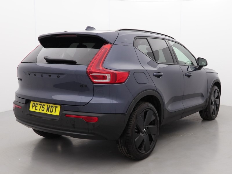2025 (75) VOLVO XC40 2.0 B3P Plus Black Edition 5dr Auto *VAT QUALIFYING* 4665059