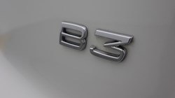 2025 (25) VOLVO XC40 2.0 B3P Core 5dr Auto *VAT QUALIFYING* 4535848