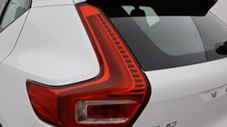 2025 (25) VOLVO XC40 2.0 B3P Core 5dr Auto *VAT QUALIFYING* 4535845