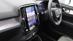2025 (25) VOLVO XC40 2.0 B3P Core 5dr Auto *VAT QUALIFYING* 4535820