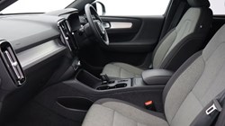 2024 (74) VOLVO XC40 2.0 B3P Core 5dr Auto 4590153