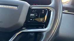 2022 (22) LAND ROVER RANGE ROVER VELAR 2.0 D200 Edition 5dr Auto 4821314