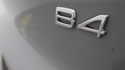 2025 (74) VOLVO XC40 2.0 B4P Plus Dark 5dr Auto 4557445