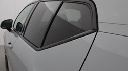 2025 (74) VOLVO XC40 2.0 B4P Plus Dark 5dr Auto 4557448