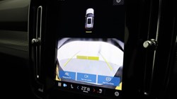 2025 (74) VOLVO XC40 2.0 B4P Plus Dark 5dr Auto 4557430