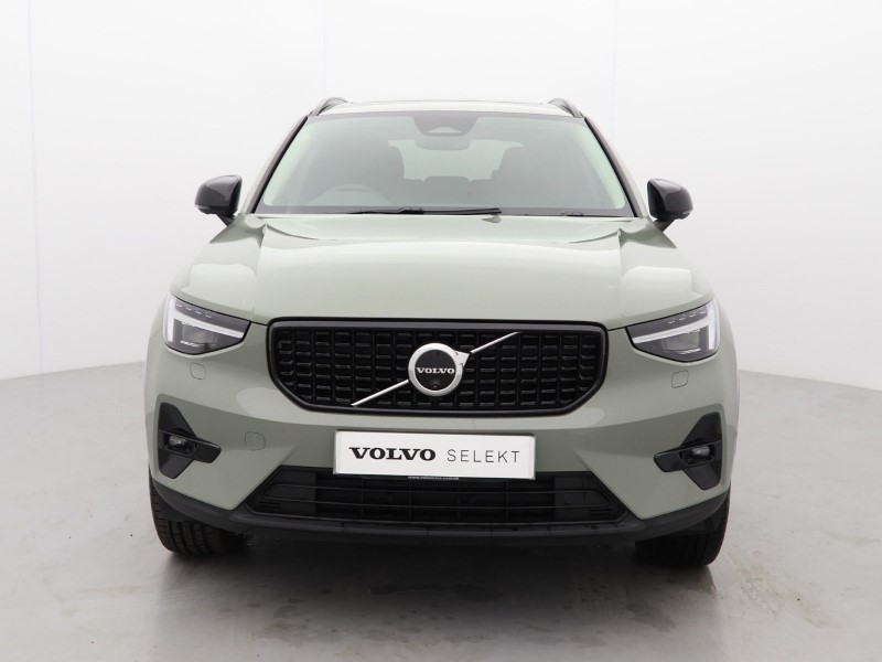 2025 (74) VOLVO XC40 2.0 B4P Ultra Dark 5dr Auto 4578119