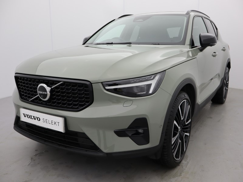 2025 (74) VOLVO XC40 2.0 B4P Ultra Dark 5dr Auto 4578167