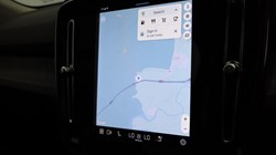 2025 (74) VOLVO XC40 2.0 B4P Ultra Dark 5dr Auto 4578154