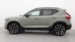 2025 (74) VOLVO XC40 2.0 B4P Ultra Dark 5dr Auto 4578122