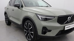 2025 (74) VOLVO XC40 2.0 B4P Ultra Dark 5dr Auto 4578168