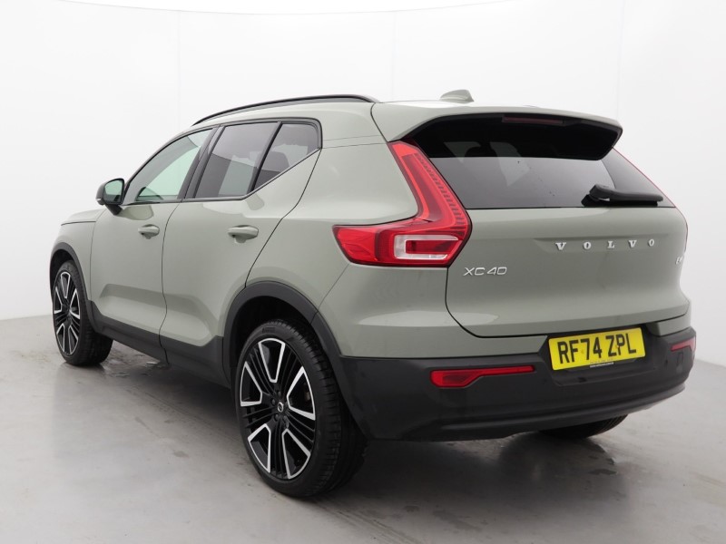 2025 (74) VOLVO XC40 2.0 B4P Ultra Dark 5dr Auto 4578124