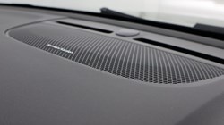 2025 (74) VOLVO XC40 2.0 B4P Ultra Dark 5dr Auto 4578163