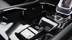 2025 (74) VOLVO XC40 2.0 B4P Ultra Dark 5dr Auto 4578161