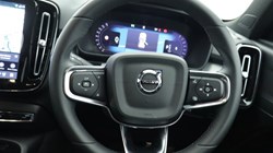 2025 (75) VOLVO XC40 2.0 B3P Plus Dark 5dr Auto*VAT QUALIFYING* 4666419
