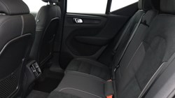 2025 (75) VOLVO XC40 2.0 B3P Plus Dark 5dr Auto*VAT QUALIFYING* 4666397