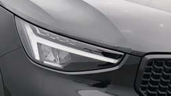 2025 (75) VOLVO XC40 2.0 B3P Plus Dark 5dr Auto*VAT QUALIFYING* 4666438