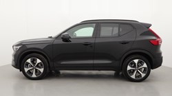 2025 (75) VOLVO XC40 2.0 B3P Plus Dark 5dr Auto*VAT QUALIFYING* 4666392