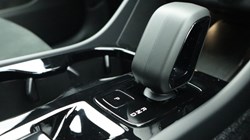 2025 (75) VOLVO XC40 2.0 B3P Plus Dark 5dr Auto*VAT QUALIFYING* 4666431
