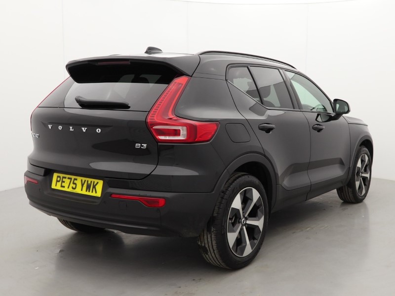 2025 (75) VOLVO XC40 2.0 B3P Plus Dark 5dr Auto*VAT QUALIFYING* 4666395