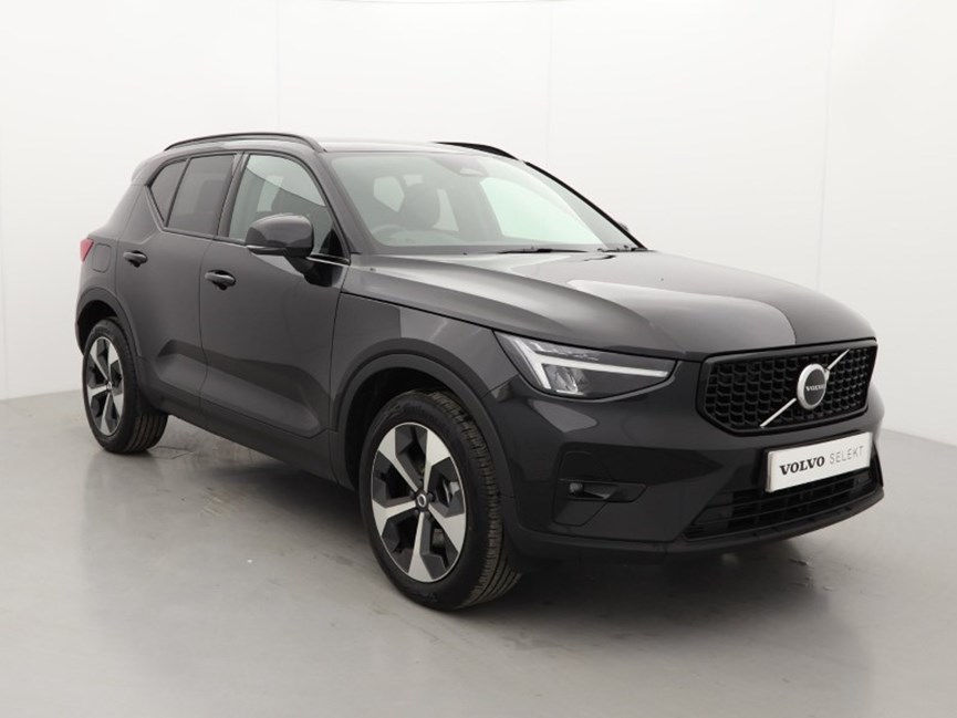2025 (75) VOLVO XC40 2.0 B3P Plus Dark 5dr Auto*VAT QUALIFYING*