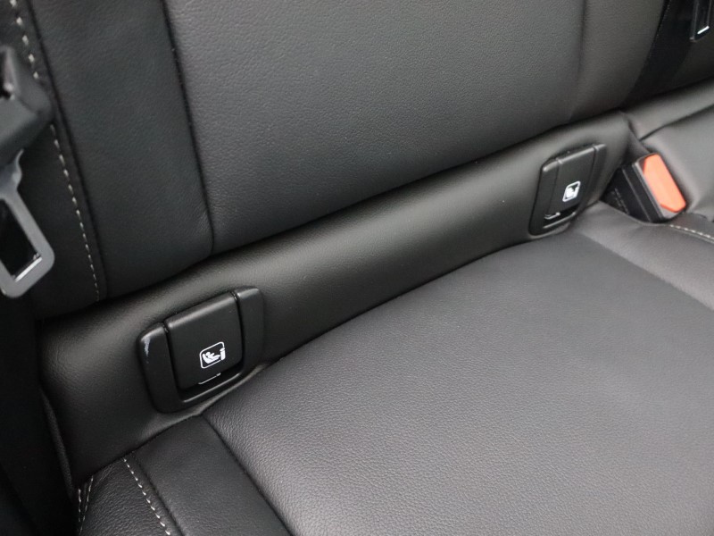 2025 (75) VOLVO XC40 2.0 B3P Ultra Dark 5dr Auto 4794405