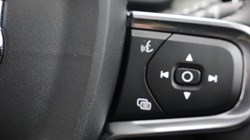 2025 (75) VOLVO XC40 2.0 B3P Ultra Dark 5dr Auto 4794412