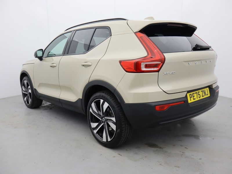 2025 (75) VOLVO XC40 2.0 B3P Ultra Dark 5dr Auto 4794511