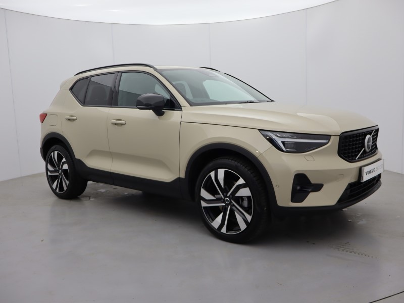 2025 (75) VOLVO XC40 2.0 B3P Ultra Dark 5dr Auto